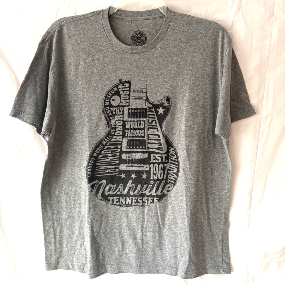 NWOT Country Music Hall of Fame Gray Guitar Graphic Nashville T-Shirt SZ XL